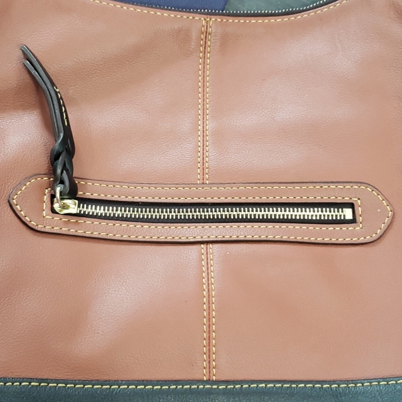 Dooney and Bourke purse - Picture 14 of 16
